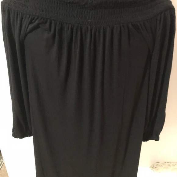 Zenana Black Top - Picture 7 of 8